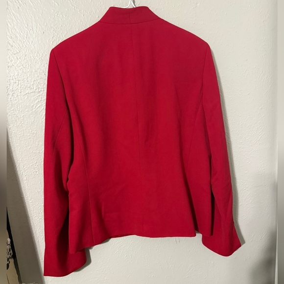 Austin Reed, 100% Worsted Wool, Red Blazer Modern Professional Design - Picture 2 of 8